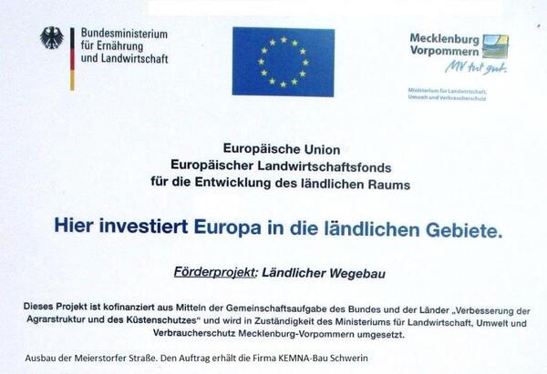 Bild vergr&ouml;&szlig;ern: eu_schild_laendlicher_weg